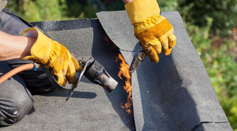 Professional residential roofers in Newark, AR